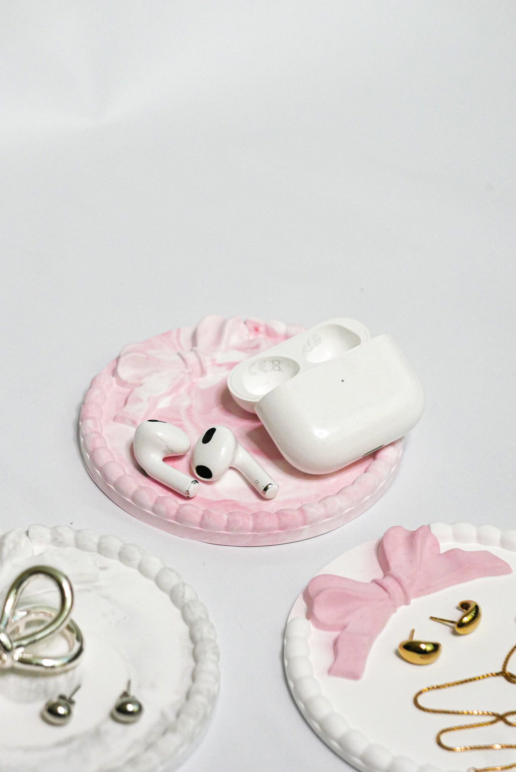 Round Bow Trinket Tray